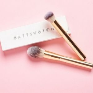 Powder Countouring Beauty Brushes Gold